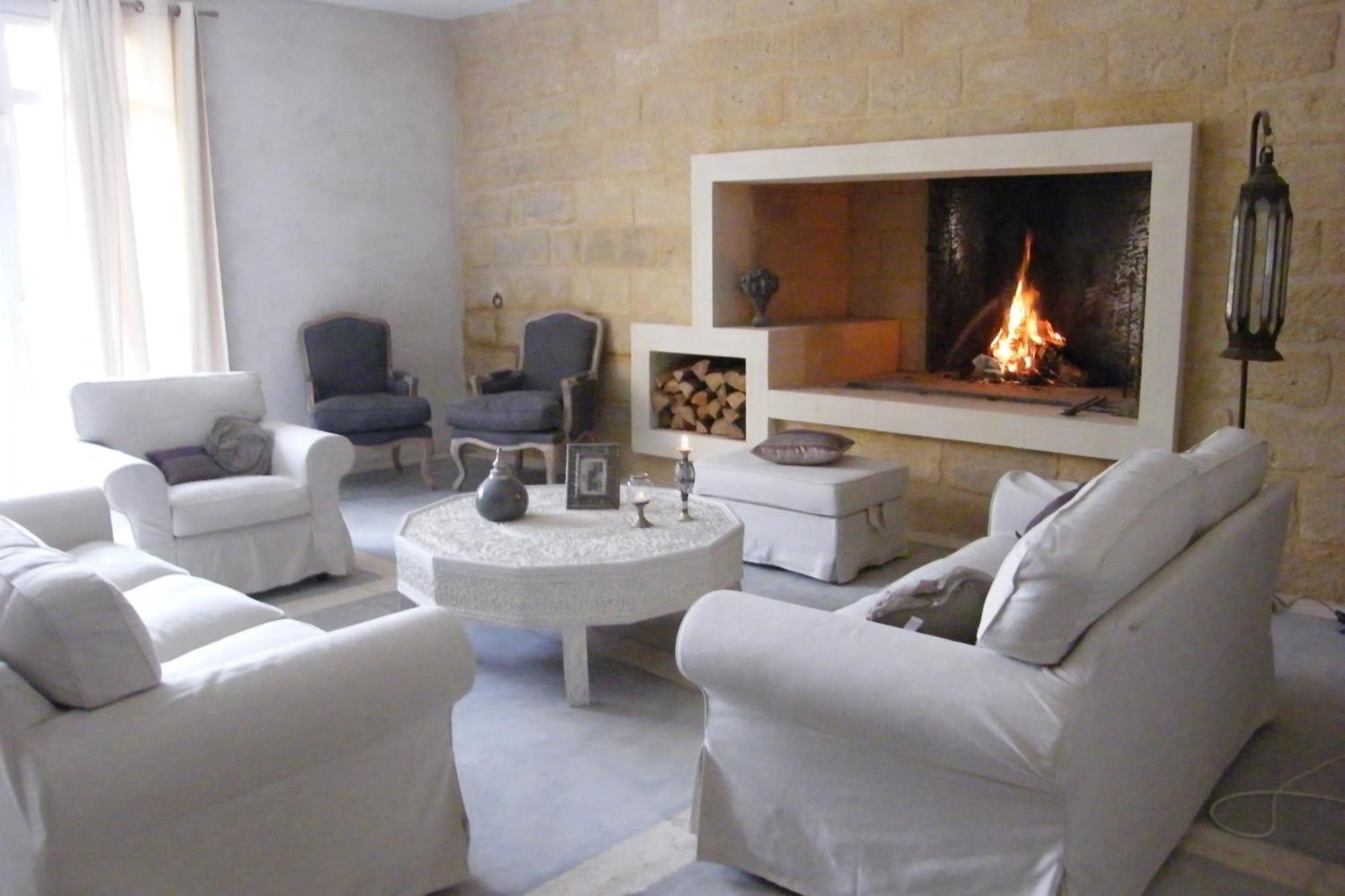 Chambres D'Hotes La Maison De Leonie Collias Екстериор снимка