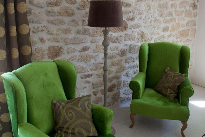 Chambres D'Hotes La Maison De Leonie Collias Екстериор снимка