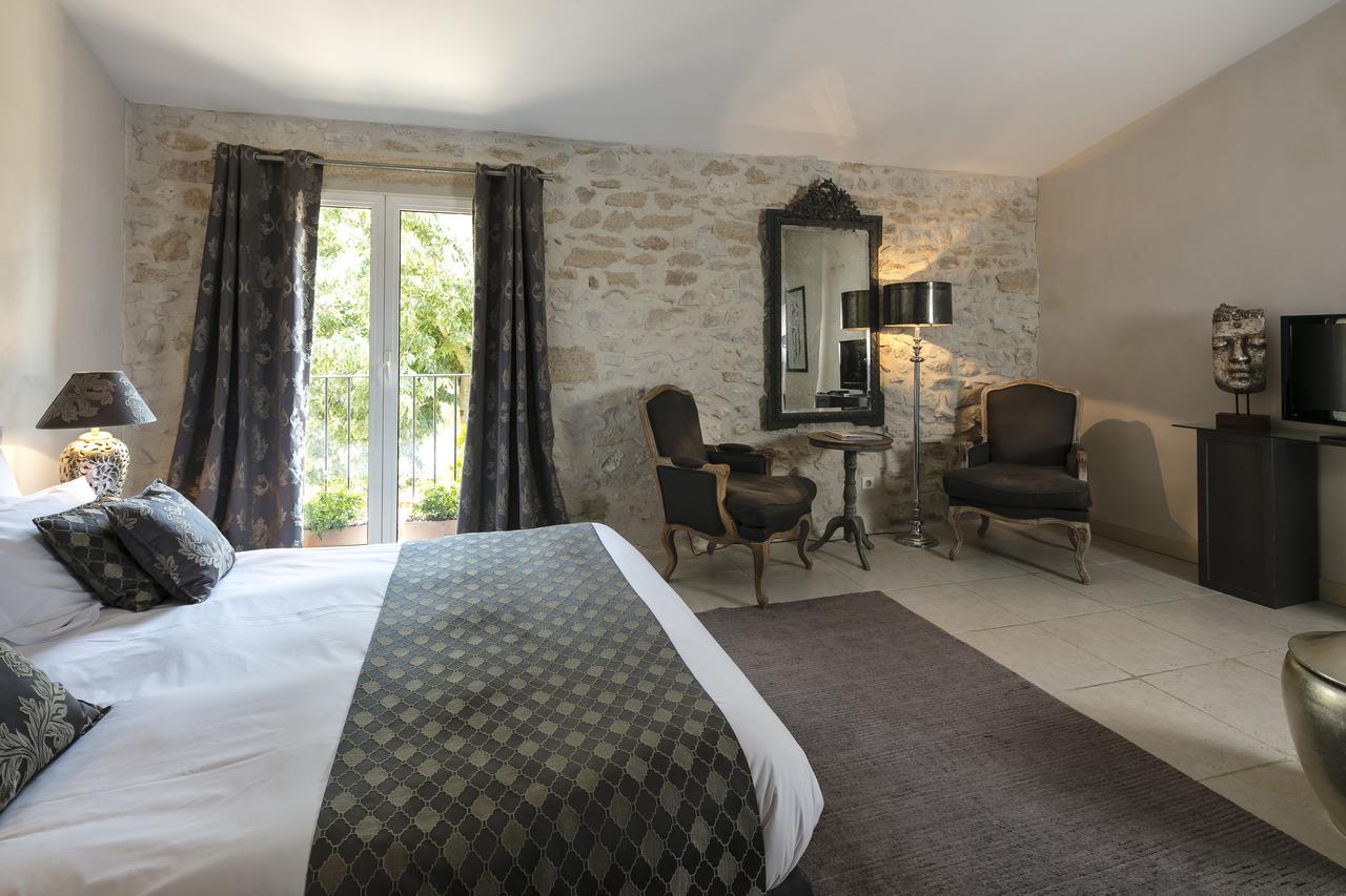 Chambres D'Hotes La Maison De Leonie Collias Екстериор снимка